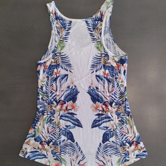 Floral Tank Top • Small • Rose & Olive - Picture 2 of 3